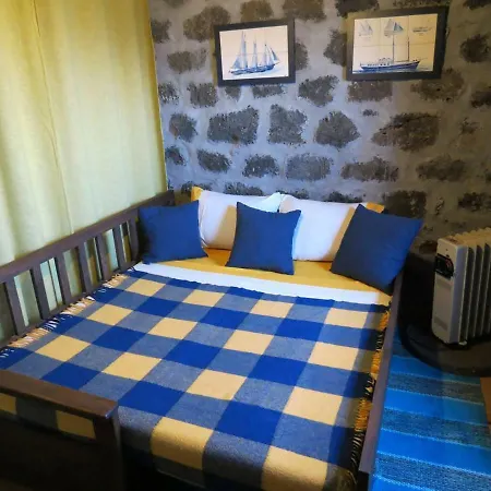 Casa Adega Alto Do Passinho * Terra Alta