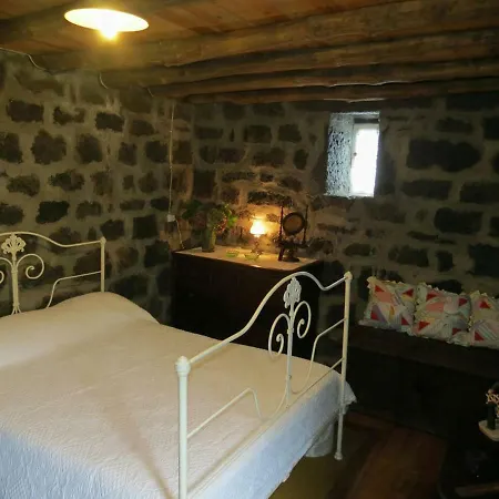 Alojamento de Turismo Rural Casa Adega Alto Do Passinho *