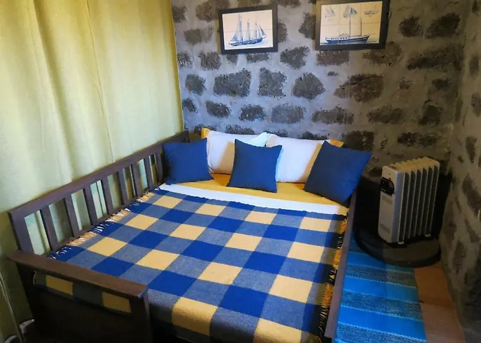 Casa Adega Alto Do Passinho * Terra Alta